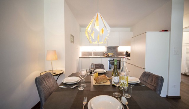 Brentschpark No. 33: Charming renovated 2.5-room flat in the quiet located Brentschpark