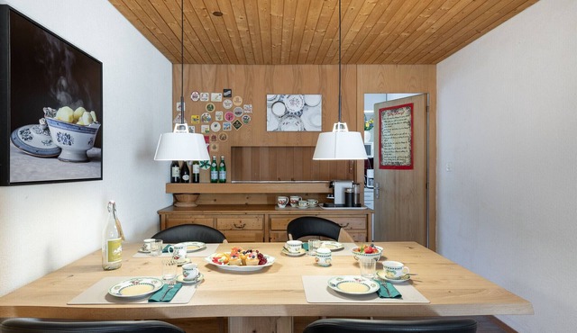 Brentschpark No. 73: Spacious and bright 3.5-room flat in the quiet Brentschpark neighbourhood