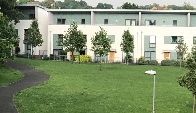 Brentwood Town Apartment. A Fully Furnished 2 Bedroom Apartment in Brentwood