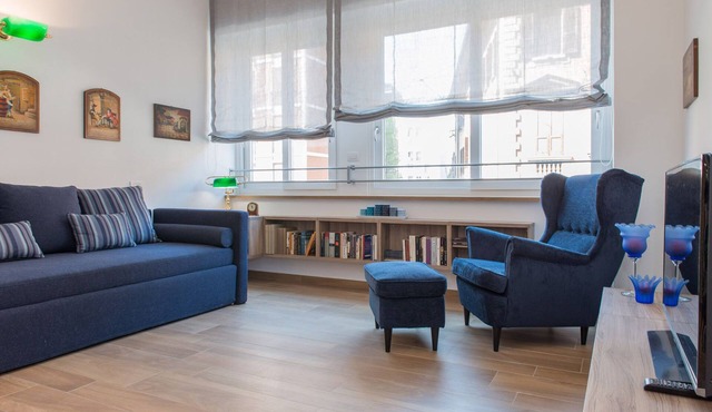 Brera Groups: 3/4 apartments on the same floor (NO party)