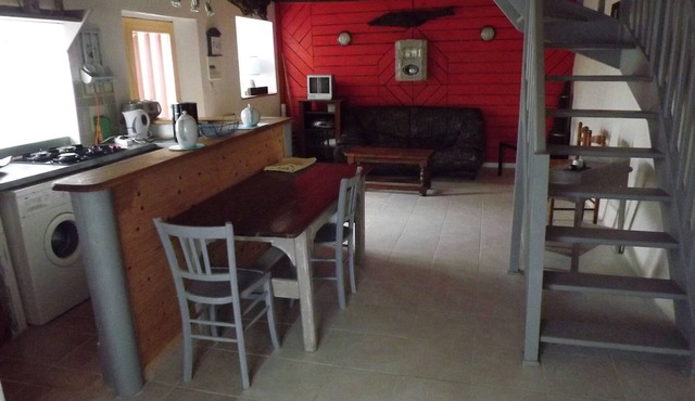 Breton house 2 bedrooms bathroom/living room/kitchen