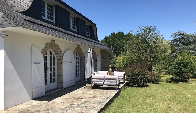 Breton house renovated, 4km from Belon