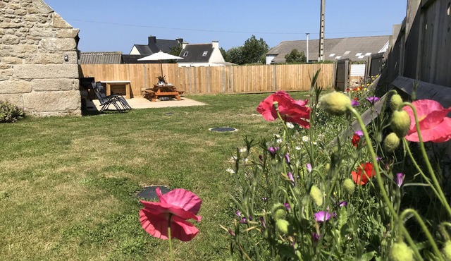 Breton stone Gite 800mt from the sea