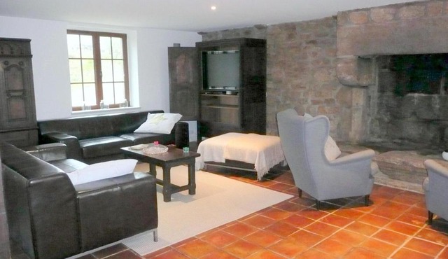 Breton stone house with panoramic sea views, Plouzané