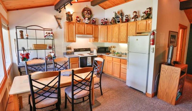 Brettelberg Slopeside Condos E8