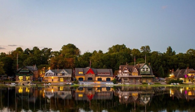 Brewerytown Balcony Retreat W Oxford 1BR