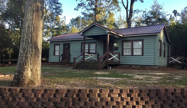 Brewton Girl Scout Hut - no cleaning fee