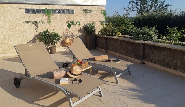 Bright renovated apartment near Nancy