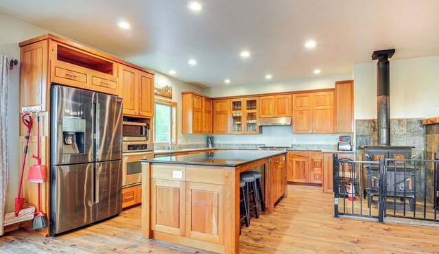 Brian Head Cabin < 1 Mi to Resort: Ski + Mtn Bike