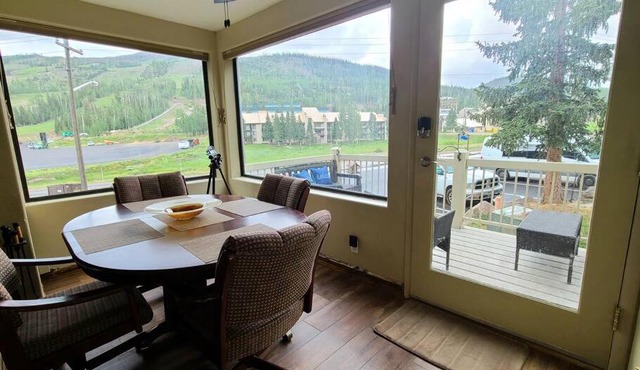 Brian Head Village Escape 4/3 with Ski Slope Views