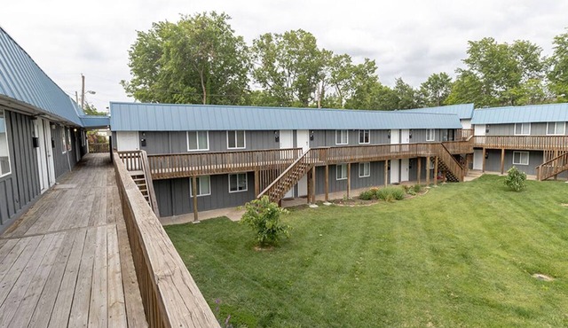 Briarcrest Apartments, fully furnished with utilities in Central Columbia