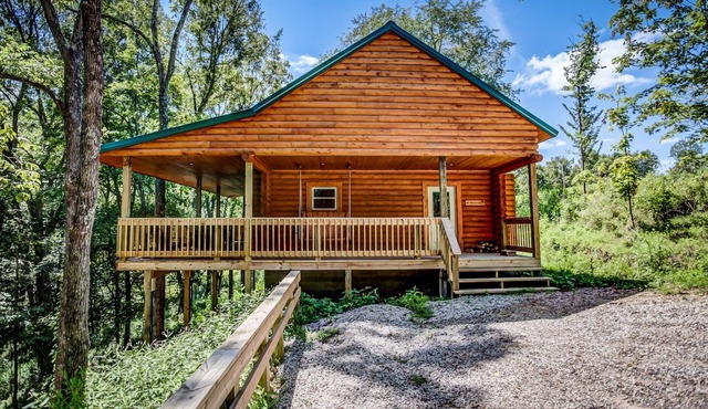 Briarwood Cabin- Canopy Ridge Cabins