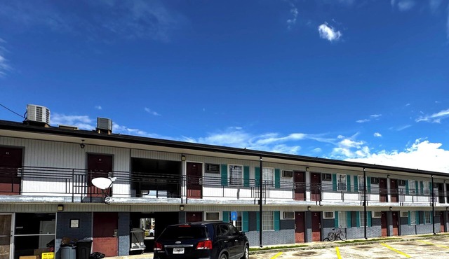 Briarwood Motel Near Valdosta University I 75