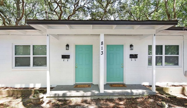 Brice Shore To Please - charming Jekyll duplex close to beach