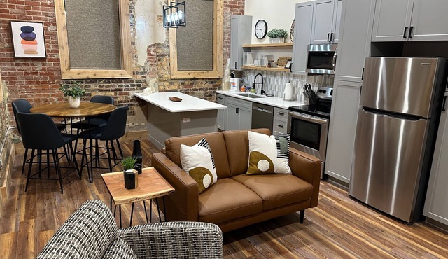 Brick Street Hotel