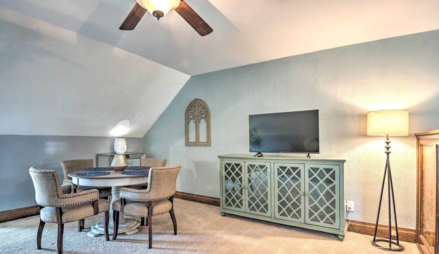 Brick Victorian Apt w/ Mtn Views, Walk to River!