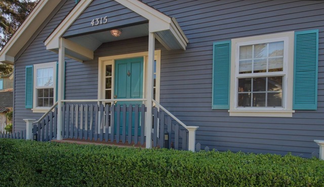 Bridge Street Beauty-Book 2 nights 3rd night Free