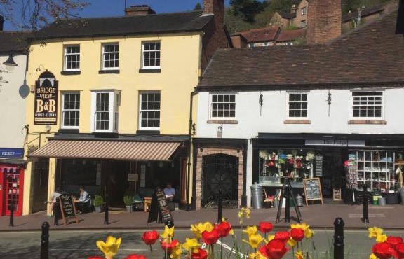 Bridge View Guest House