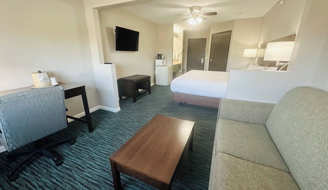 BridgePointe Inn & Suites by BPhotels, Lincoln I-80/27th St