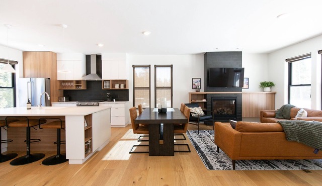 Bridger Pines Two: Bridger Bowl Chalet