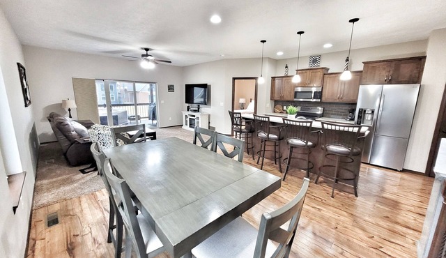 Bridges Bay spacious, well-stocked, kid-friendly home. Fall and winter deals!