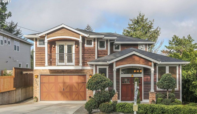 Bridlemile Gem in SW Portland.