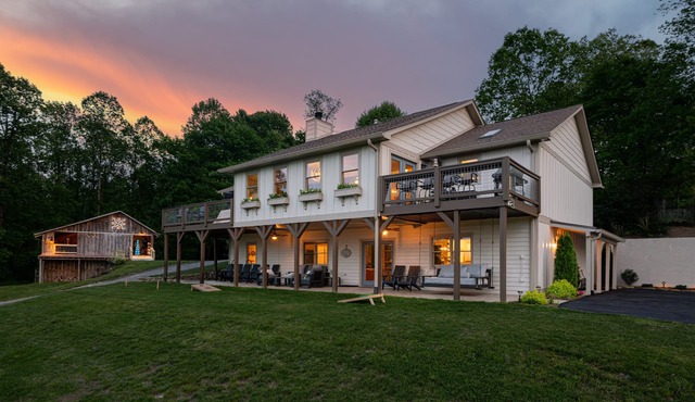 Bridlewood Farm | Hot Tub | Mountain Views