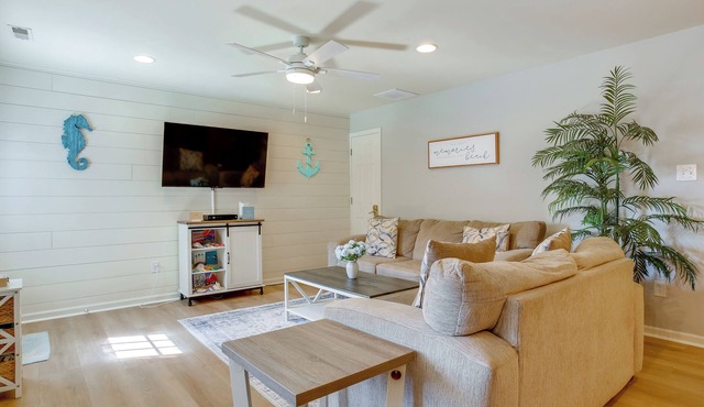 Brigantine Condo - Steps to the Ocean!