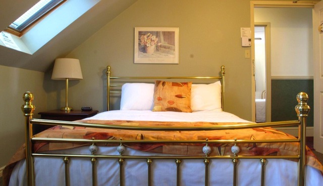 Brigantine Inn & Suites
