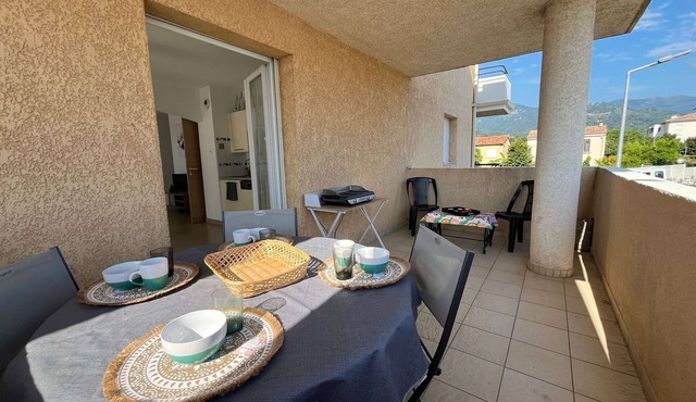 Bright and modern apartment in Moriani center, 2 bedrooms, terrace