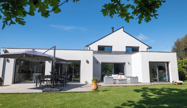 Bright 180m2 house near the Gulf of Morbihan