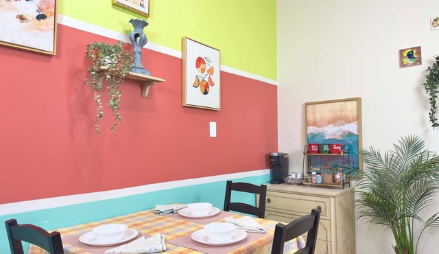 Bright 2 Bdr Unit Near Canal, Beach & Wineries