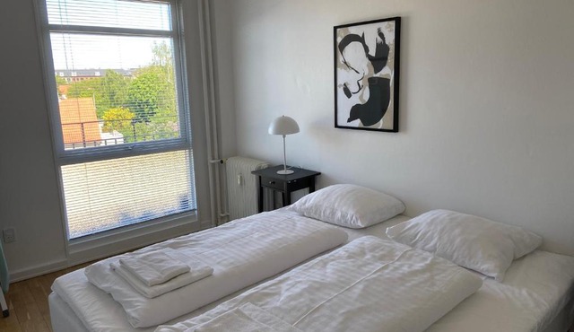 Bright 2-bedroom apartment at sophisticated Frederiksberg