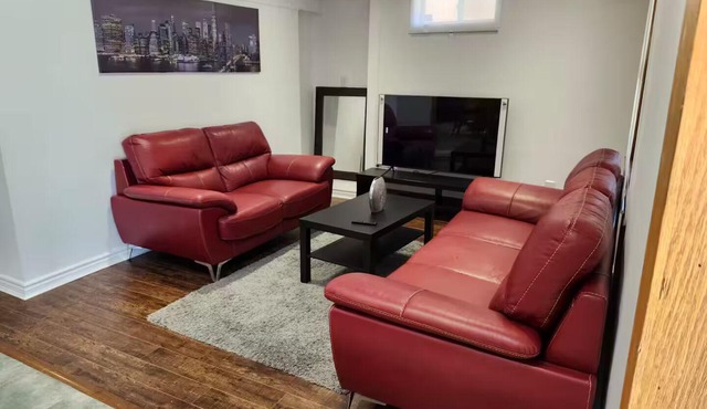 Bright 2-bedroom walkout with everything you need