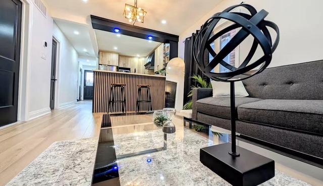 Bright 2BR Home – Walk to Shops & Restaurants