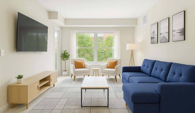 Bright 2BR Stay | King and 2 Queens + FREE Parking