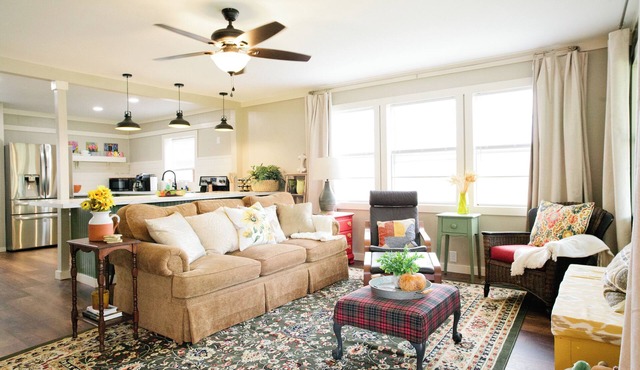 Bright 2BR Stay | Pets Allowed + WiFi