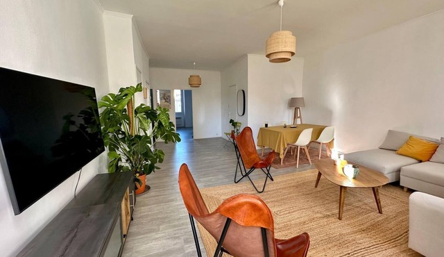 Bright 3-room apartment, Marseille center, near Cours Julien and Castellane