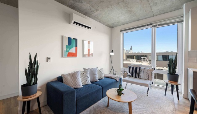 Bright 3BR Stylish Apartment Near North Ave Shops