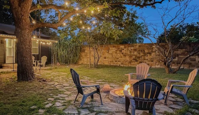 Bright 3BR w/Fire Pit | Near Convention Center