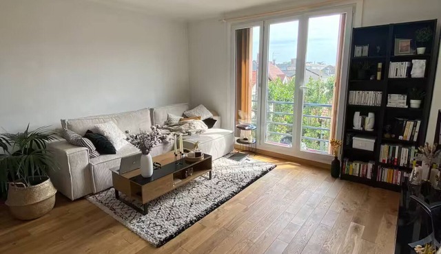 Bright 3P quiet - 15 min Paris