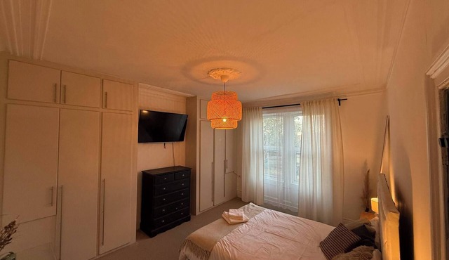 Bright 4-Bedroom Maisonette in Gateshead