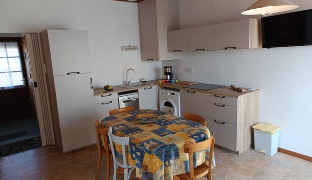 Bright 45m² Apartment in Notre-Dame-de-Monts - Pet Friendly