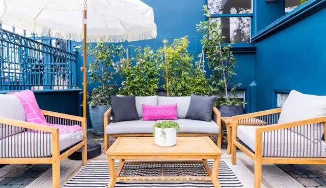 Bright 4BR Little Italy Home: Free Parking & Sleeps 9!