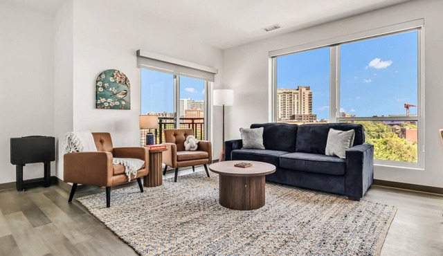 Bright & Airy 2BR | Cleveland Clinic