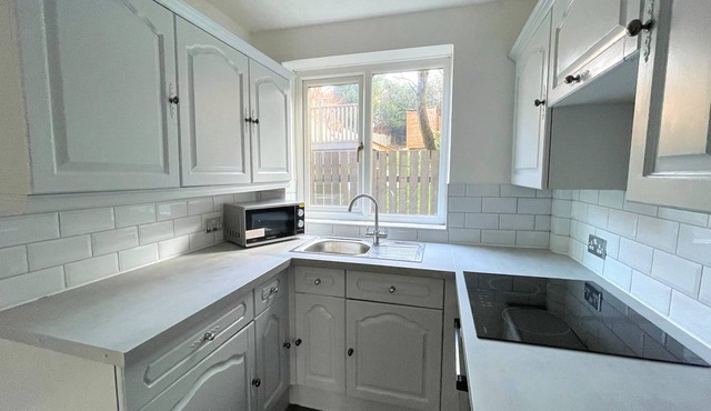 Bright & Airy 3BR Home with Parking