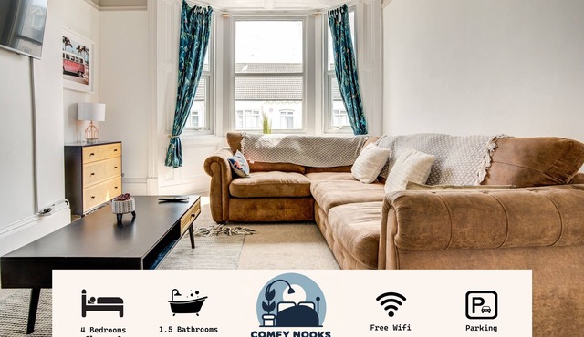 Bright, airy 4 bed flat in Redcarnear sea & shops