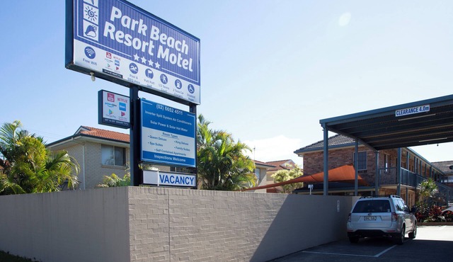 Bright & Airy Apartment Ideal for Families or Work Crews in Coffs Harbour