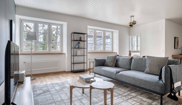 Bright Altstadt 2 Room w/W/D, nr Old Town, by Blueground