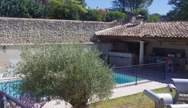 BRIGHT AND PLEASANT HOUSE